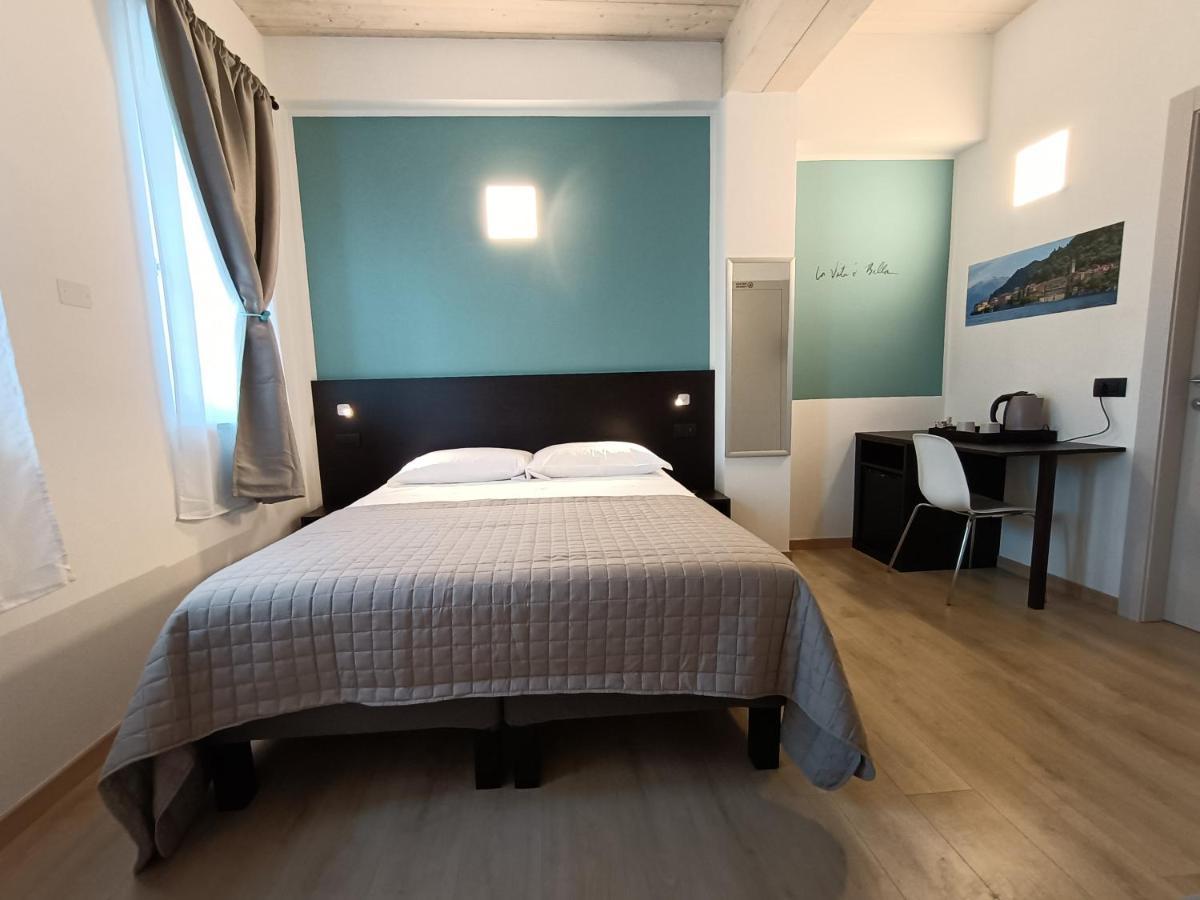 Il B&B Di Piazza Motta Albese Con Cassano エクステリア 写真