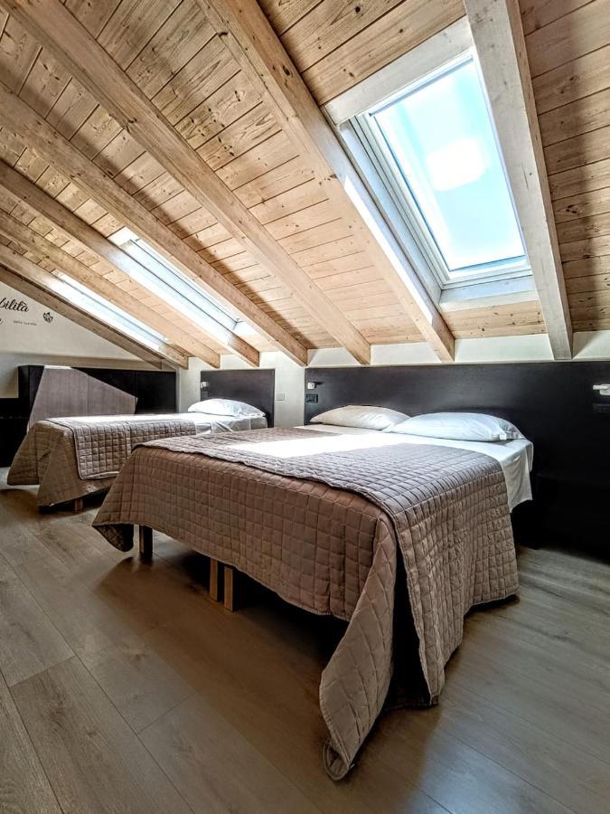 Il B&B Di Piazza Motta Albese Con Cassano エクステリア 写真
