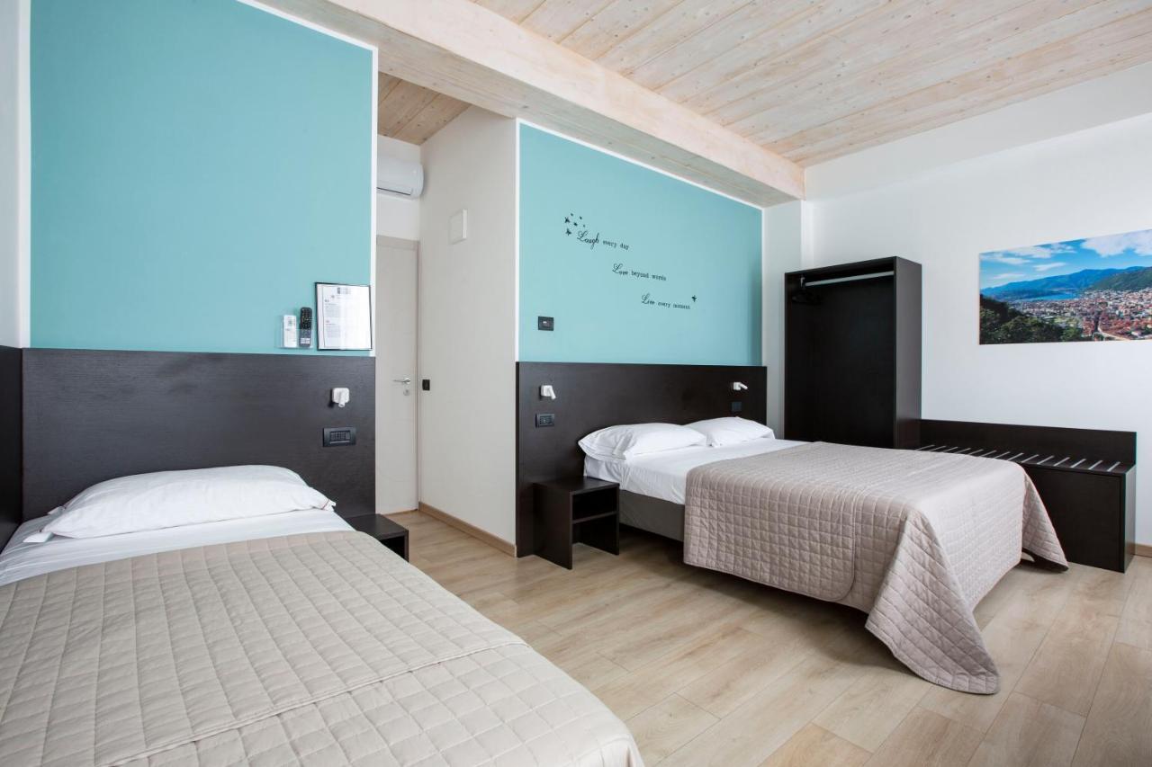 Il B&B Di Piazza Motta Albese Con Cassano エクステリア 写真