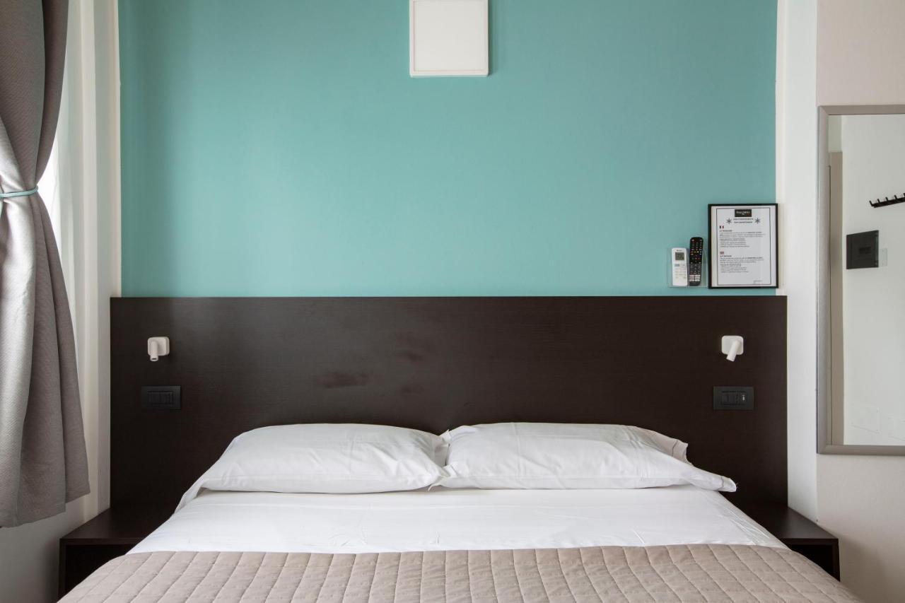 Il B&B Di Piazza Motta Albese Con Cassano エクステリア 写真