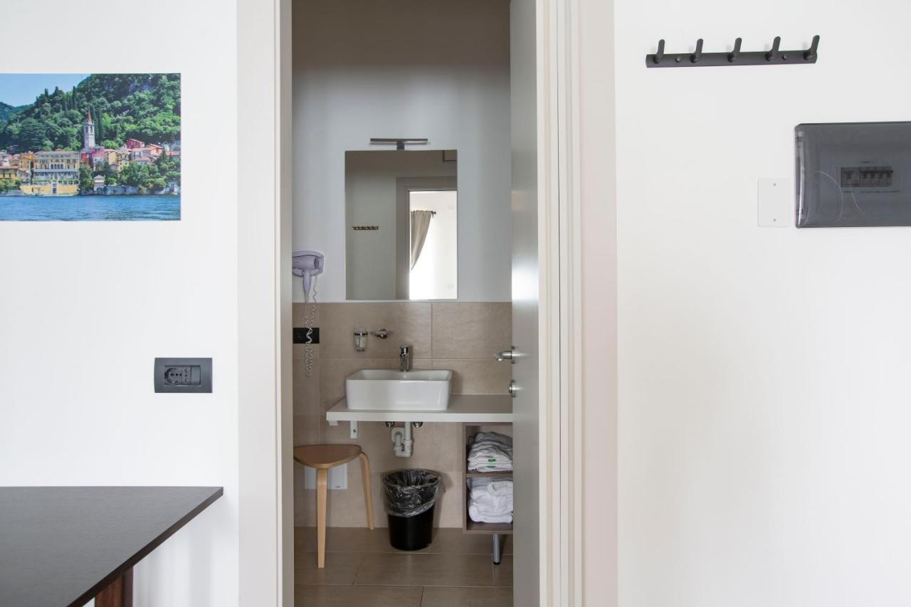 Il B&B Di Piazza Motta Albese Con Cassano エクステリア 写真