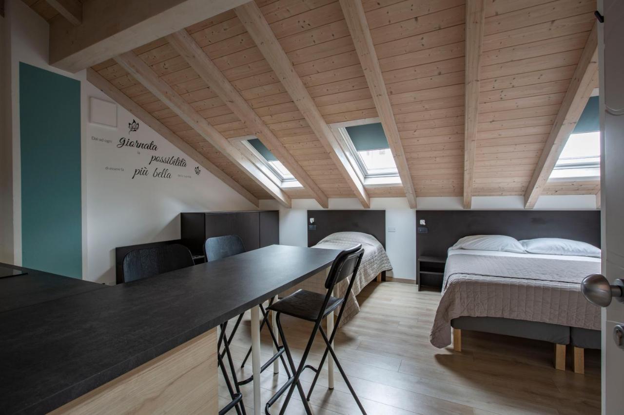 Il B&B Di Piazza Motta Albese Con Cassano エクステリア 写真